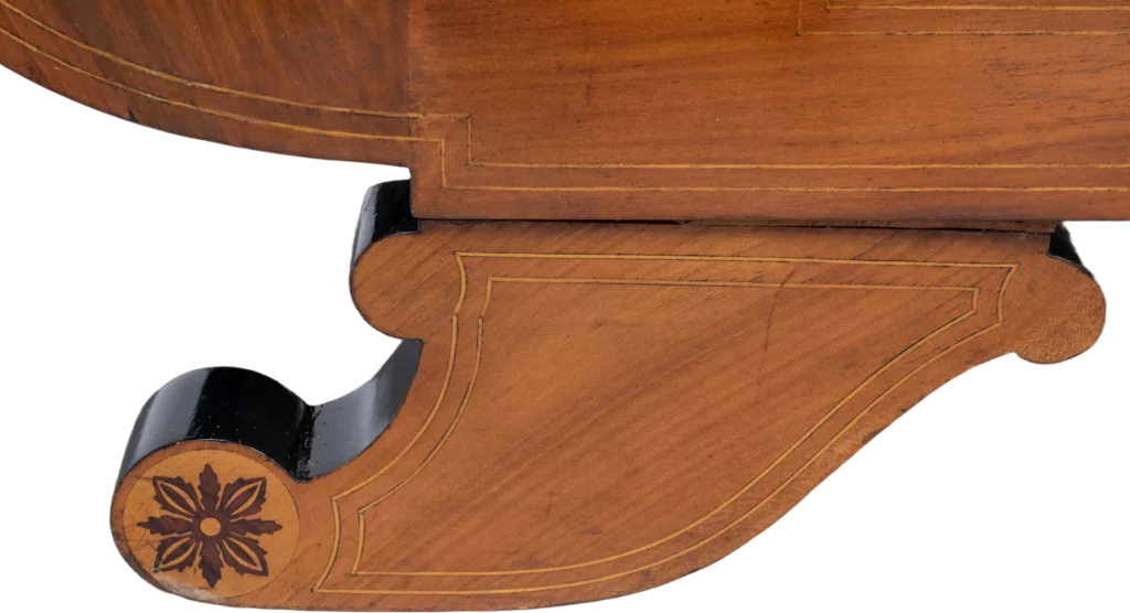 Grosses, frei stellbares Biedermeier- Tagesruhebett, sog. „Recamière“.