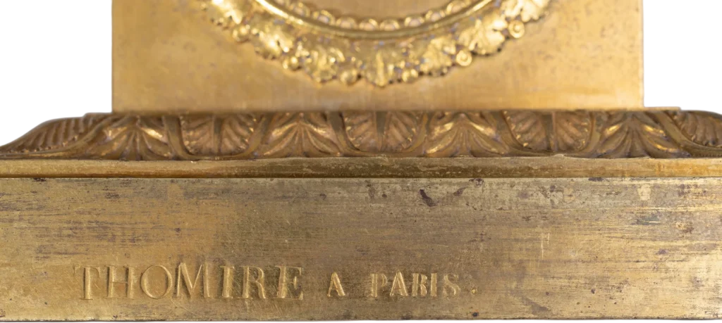 Empire- Kratervase. Signiert: „THOMIRE À PARIS“.